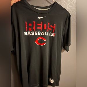 Cincinnati Reds Baseball Dri-Fit Tshirt. Size large